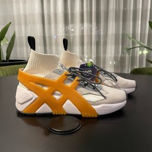 BIG LOGO TRAINER - MEN’S 7.5 WOMEN’S 9